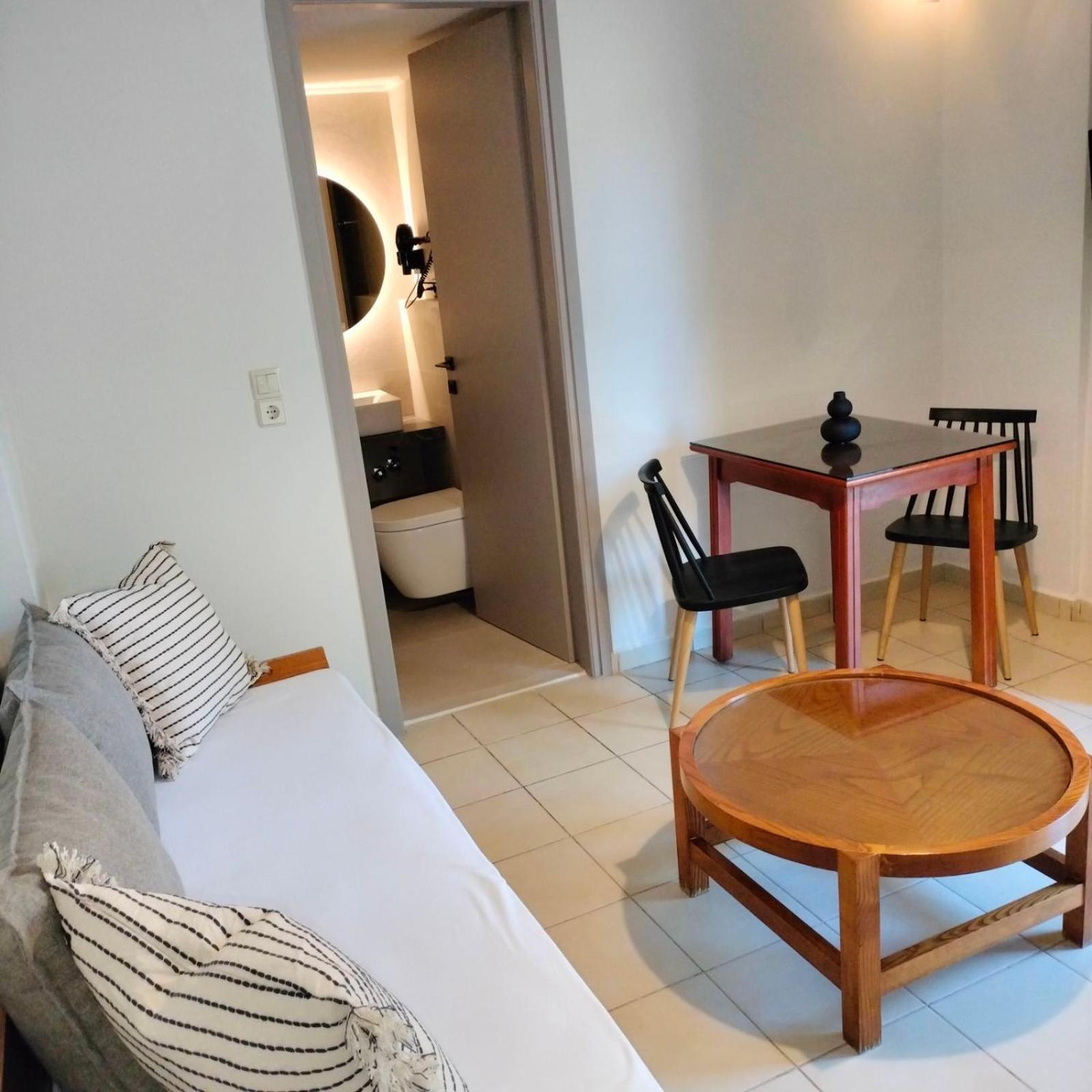 Nancy - Chara Apartments การ์เตรอส ภายนอก รูปภาพ